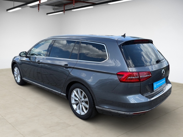 Passat Variant 1.8 TSI DSG Highline LED Kamera
