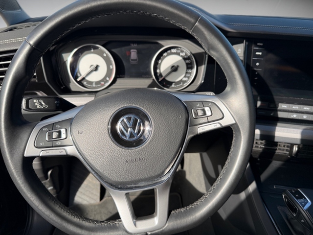 Touareg 3.0 TDI LED 4M Standh. AHK Luftf.