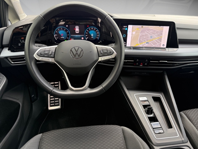 Golf VIII Variant 1.5 eTSI Active DSG Standh.