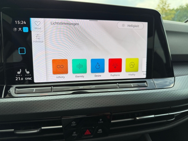 Golf VIII Variant 1.5 eTSI Active DSG Standh.