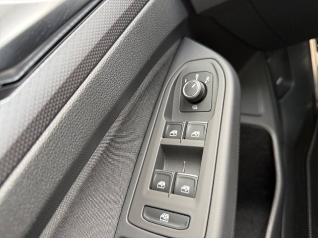 Golf VIII Variant 1.5 eTSI Active DSG Standh.