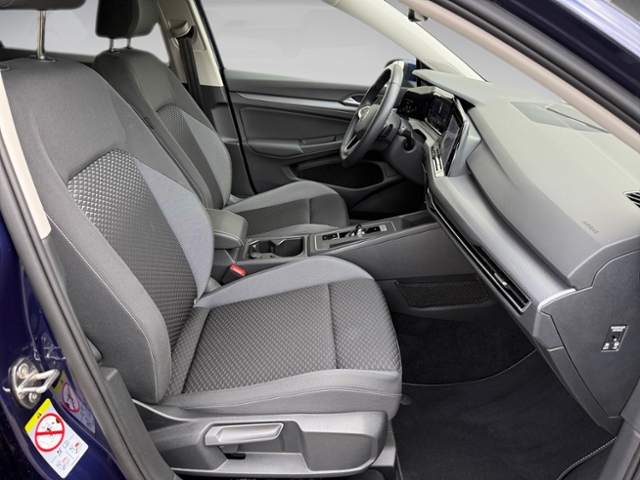 Golf VIII Variant 1.5 eTSI Active DSG Standh.