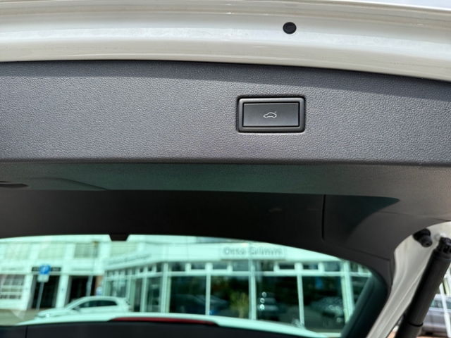 Tiguan 1.5 TSI IQ.DRIVE LED Navi AHK ACC