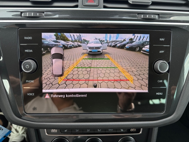 Tiguan 1.5 TSI IQ.DRIVE LED Navi AHK ACC
