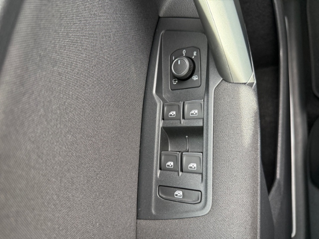 Tiguan 1.5 TSI IQ.DRIVE LED Navi AHK ACC