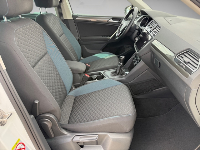 Tiguan 1.5 TSI IQ.DRIVE LED Navi AHK ACC