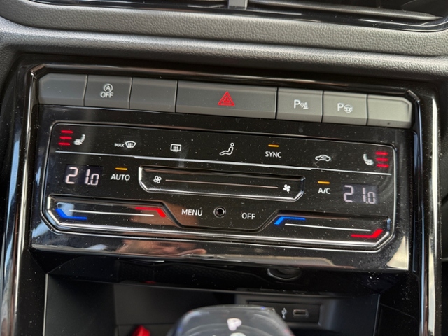 T-Roc 2.0 TSI DSG R-Line 4M AHK IQ-Light