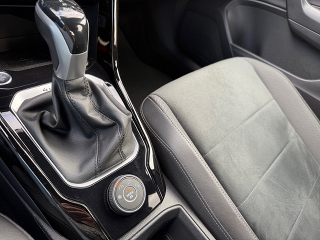 T-Roc 2.0 TSI DSG R-Line 4M AHK IQ-Light