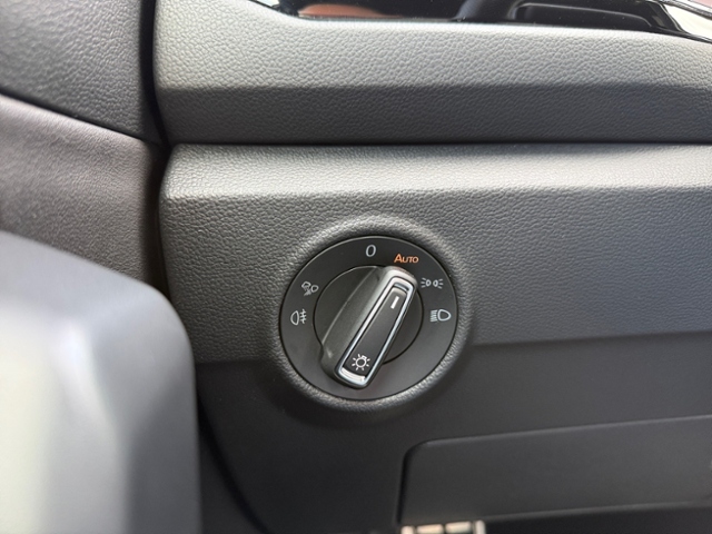 T-Roc 2.0 TSI DSG R-Line 4M AHK IQ-Light
