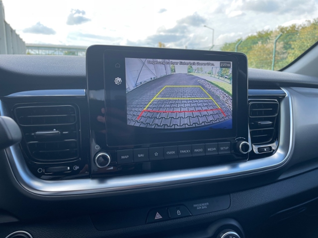 Stonic 1.0 T Spirit DCT Navi LED Kamera