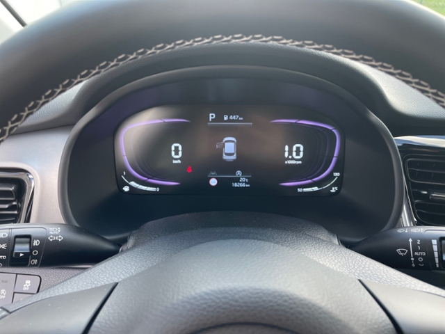 Stonic 1.0 T Spirit DCT Navi LED Kamera