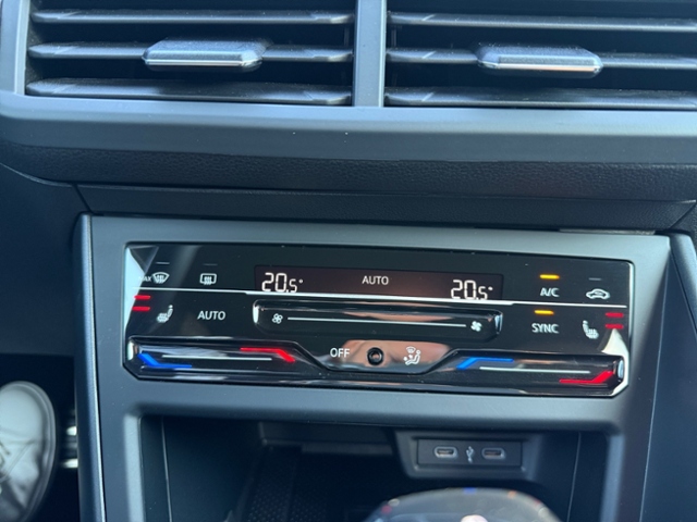 Taigo  1.0 TSI R-Line IQ-Light Navi 18' Alu