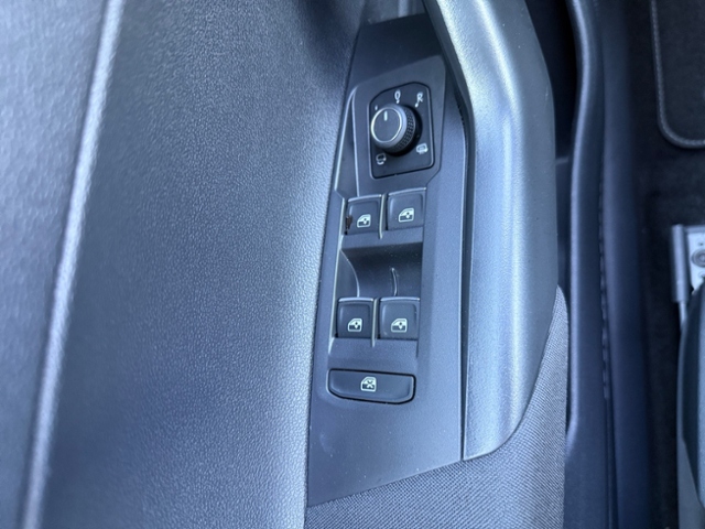 Taigo  1.0 TSI R-Line IQ-Light Navi 18' Alu