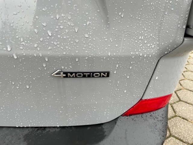 T7 Transporter 2.0 TDI Plus 4M AHK 6-Sitze lang