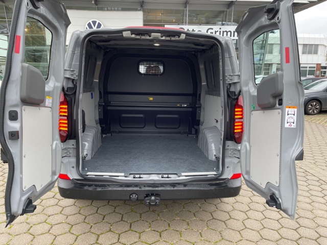 T7 Transporter 2.0 TDI Plus 4M AHK 6-Sitze lang