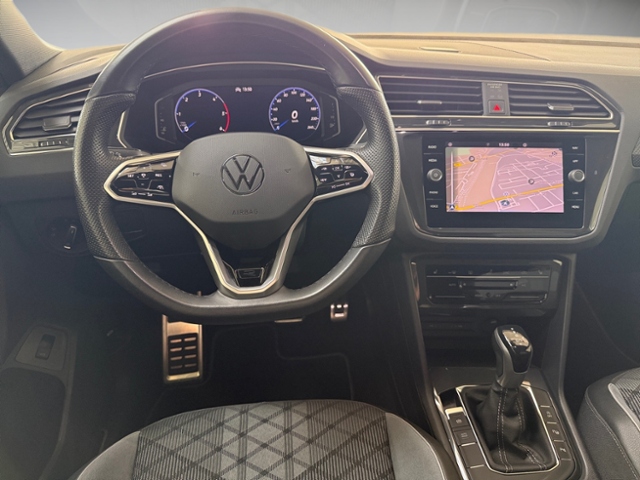 Tiguan 2.0 TDI DSG R-Line AHK IQ-Light