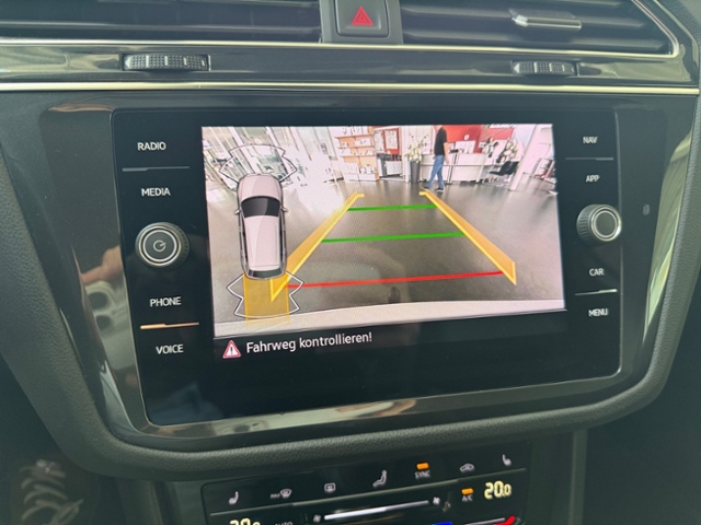 Tiguan 2.0 TDI DSG R-Line AHK IQ-Light