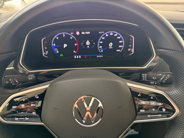 Tiguan 2.0 TDI DSG R-Line AHK IQ-Light