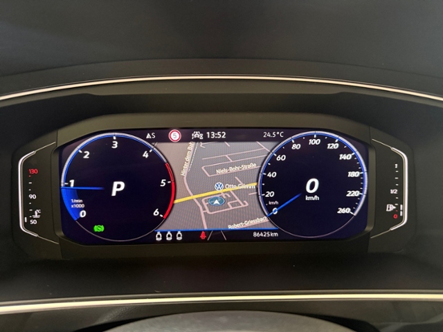 Tiguan 2.0 TDI DSG R-Line AHK IQ-Light