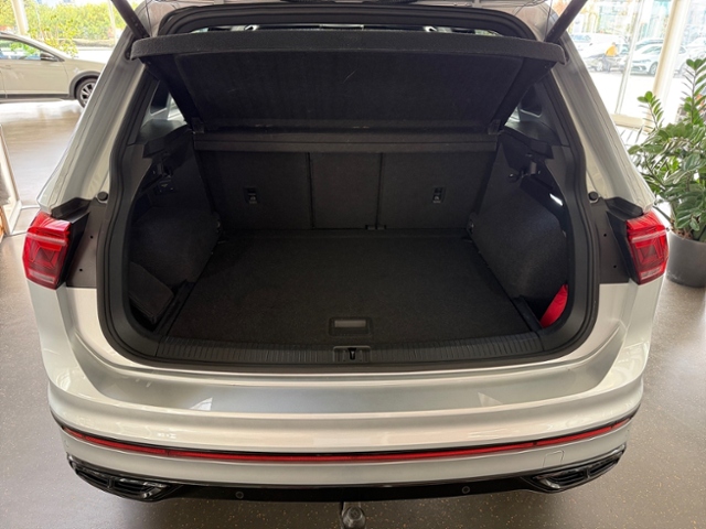 Tiguan 2.0 TDI DSG R-Line AHK IQ-Light