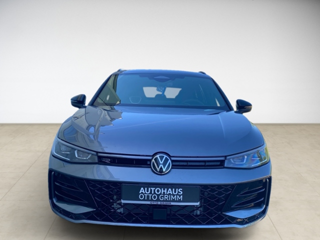 Passat Variant 2.0 TDI DSG 4M AHK R-Line