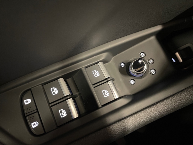 A4 Avant 35 TFSI S line KLIMA LED NAVI LEDER