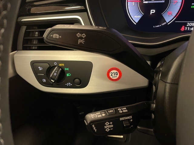 A4 Avant 35 TFSI S line KLIMA LED NAVI LEDER