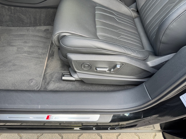 e-tron Sportback 55 quattro S line