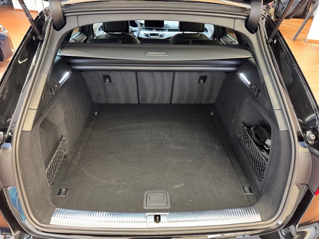 A4 Avant 40 TDI quattro S line LEDER