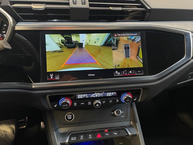 Q3 40 TFSI quattro S line KLIMA NAVI LEDER ALU