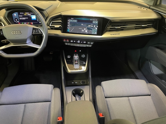 Q4 e-tron 35 AZV Matrix KLIMA NAVI ALU