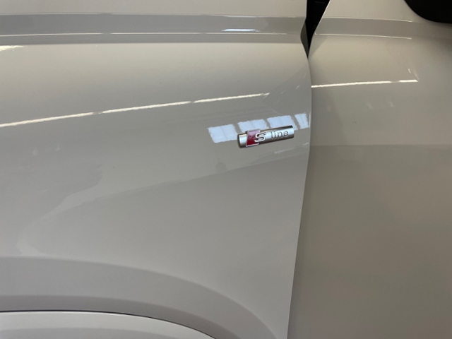 Q4 e-tron 35 AZV Matrix KLIMA NAVI ALU