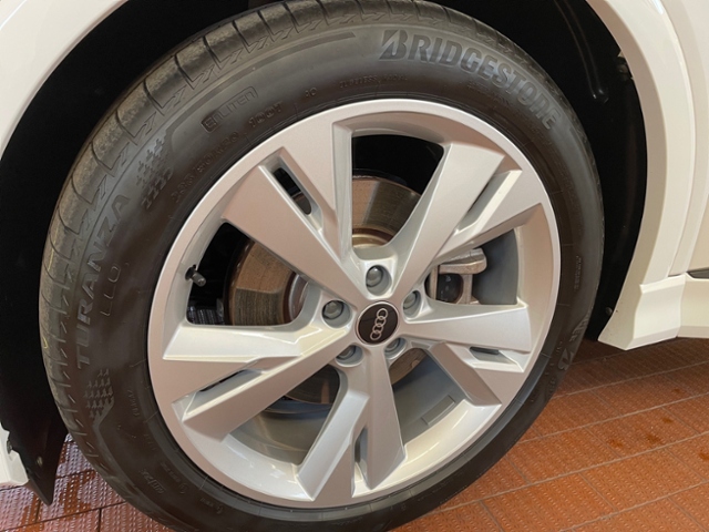 Q4 e-tron 35 AZV Matrix KLIMA NAVI ALU