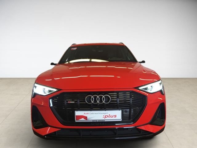e-tron 55 quattro S line Matrix