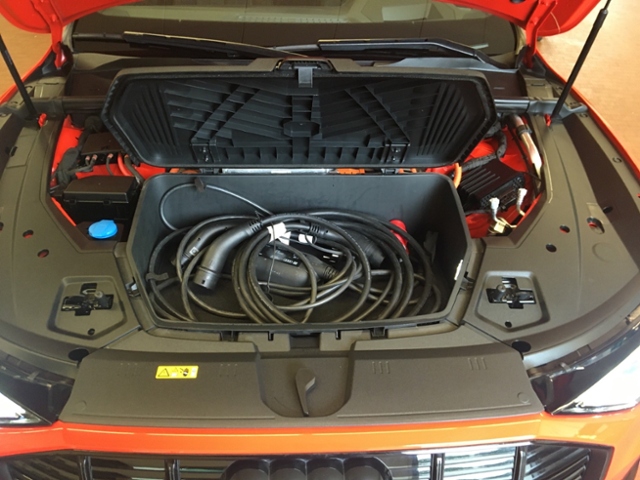 e-tron 55 quattro S line Matrix