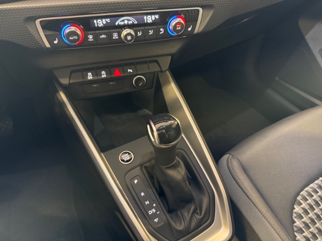A1 Allstreet 30 TFSI S tronic KLIMA LED NAVI