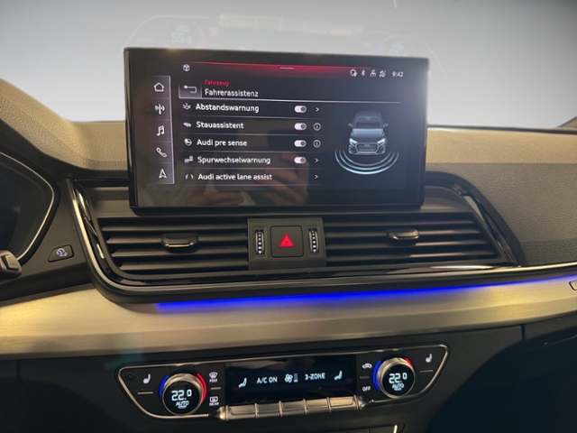 Q5 Sportback 40 TDI quattro S line  NAVI LEDER