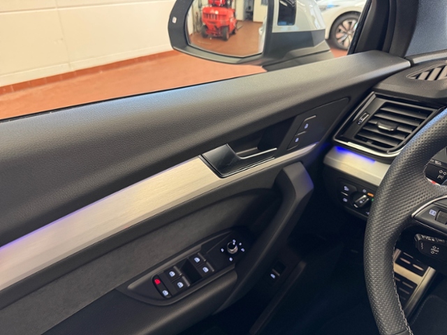 Q5 Sportback 40 TDI quattro S line  NAVI LEDER