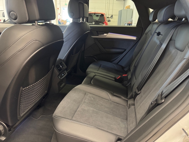 Q5 Sportback 40 TDI quattro S line  NAVI LEDER