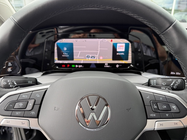 Golf VIII 2.0 TSI Style DSG KLIMA LED NAVI ALU