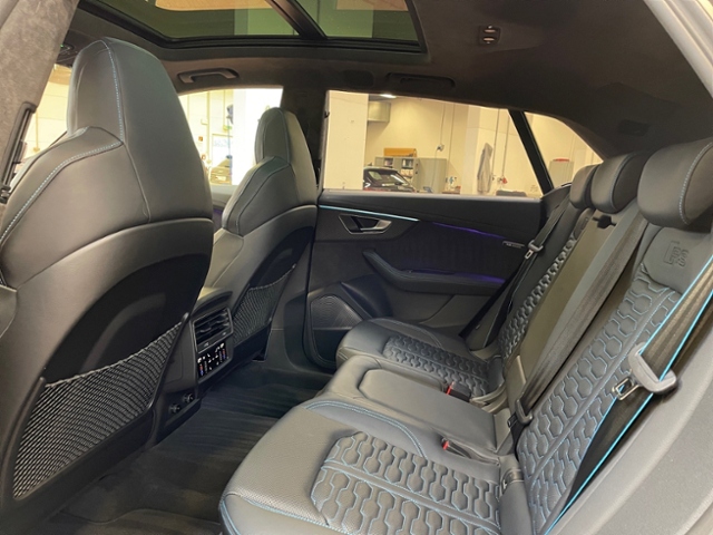 RSQ8 4.0 TFSI quattro Tiptronic LEDER