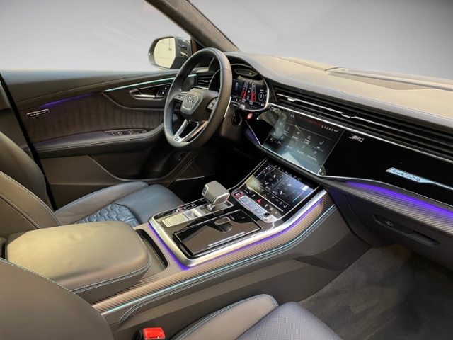 RSQ8 4.0 TFSI quattro Tiptronic LEDER