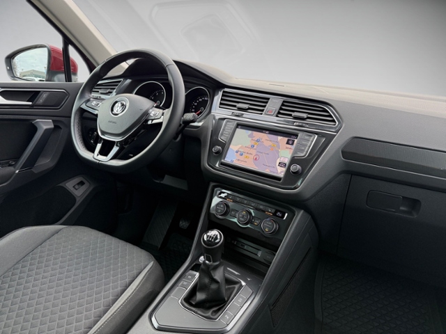 Tiguan 1,4 TSI Comfortline KLIMA LED NAVI ALU