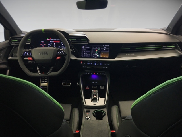 RS3 Sportback 2.5 TFSI quattro  Matrix