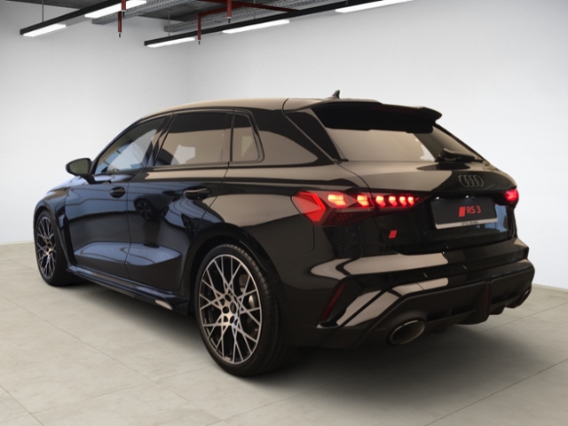 RS3 Sportback 2.5 TFSI quattro  Matrix