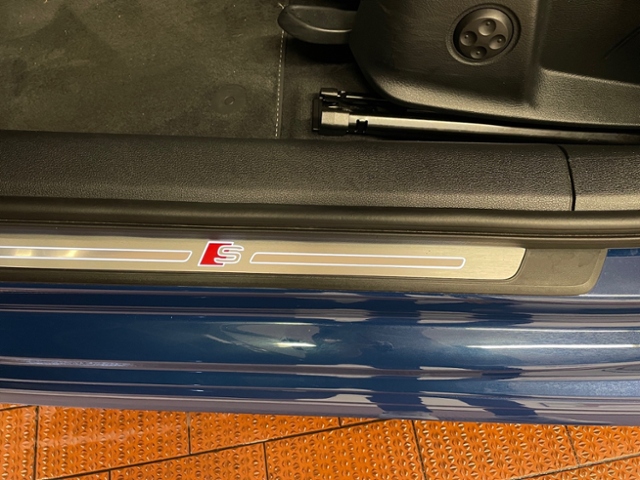 A4 35 TFSI S line KLIMA NAVI LEDER ALU