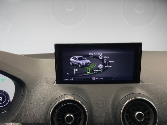 Q2 35 TFSI advanced KLIMA NAVI ALU