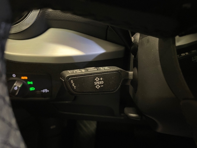 Q2 35 TDI S line KLIMA