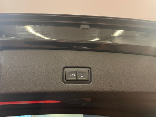 Q4 e-tron 40 KLIMA LED ALU