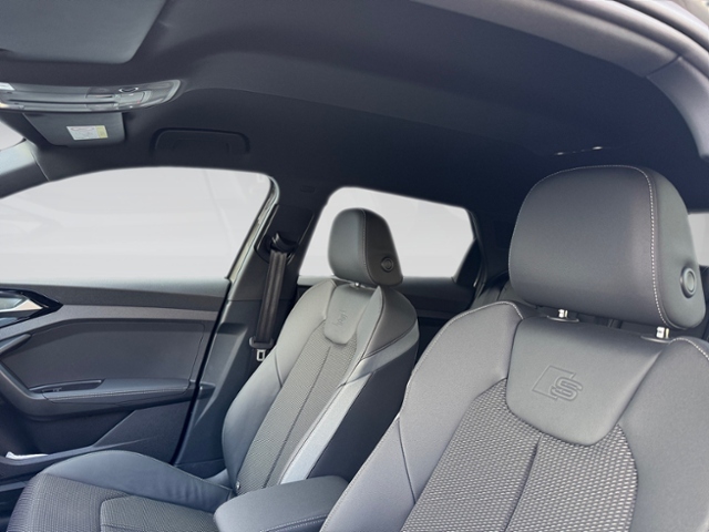 A1 Sportback 30 TFSI S line Kamera Ambiente ACC